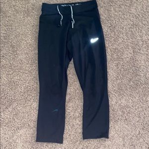 cropped black nike leggings